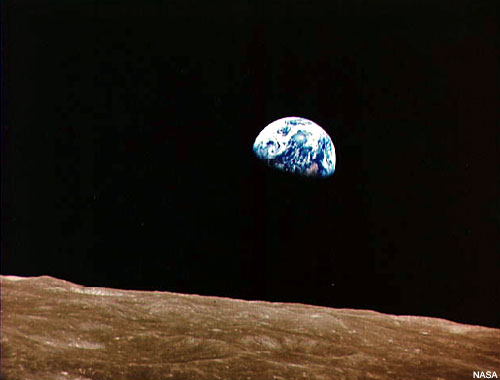 Earth Usually Has More than One Moon, Study Suggests